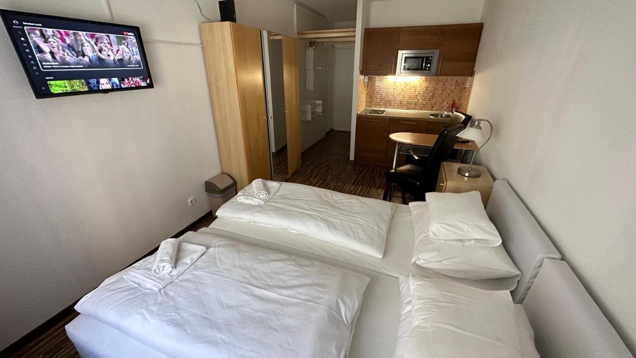 H1 Apartmanok Boedapest Buitenkant foto