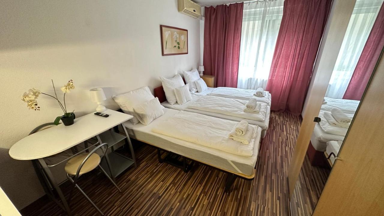 H1 Apartmanok Boedapest Buitenkant foto